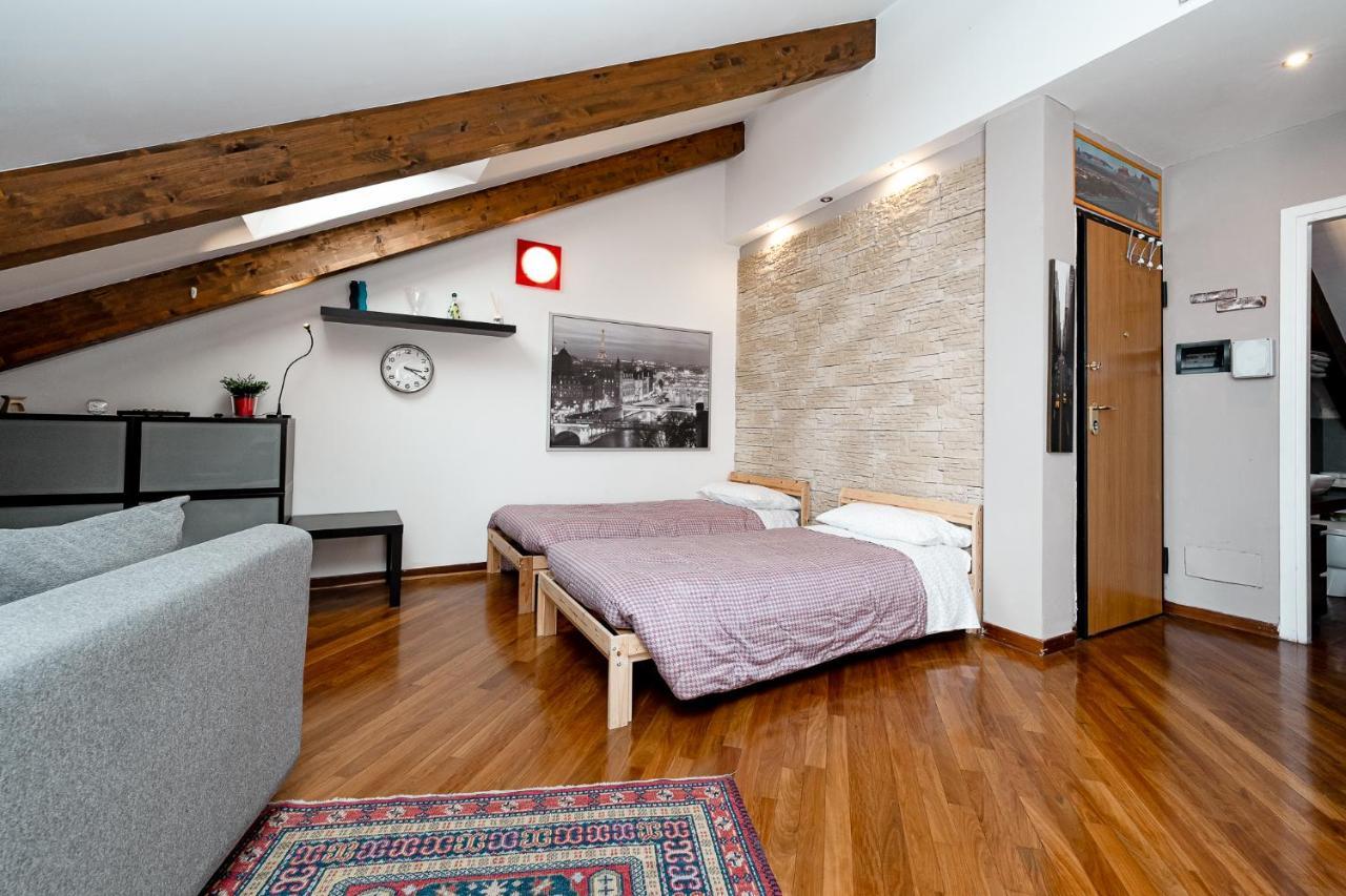 トリノStagabin La Mansarda Panoramica Un Rifugio Di Eleganza E Tranquillitaアパートメント エクステリア 写真